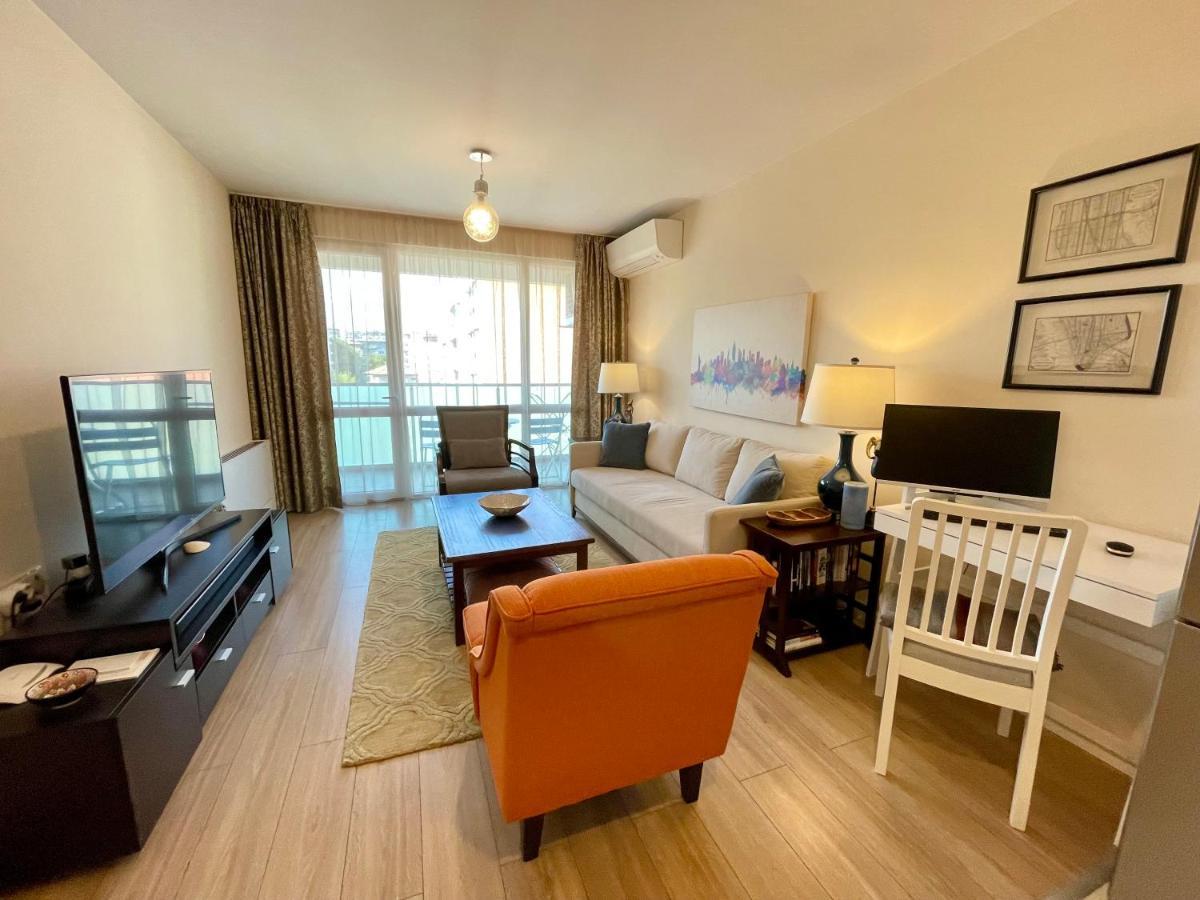 Astoria Apartment Veliko Tarnovo Buitenkant foto