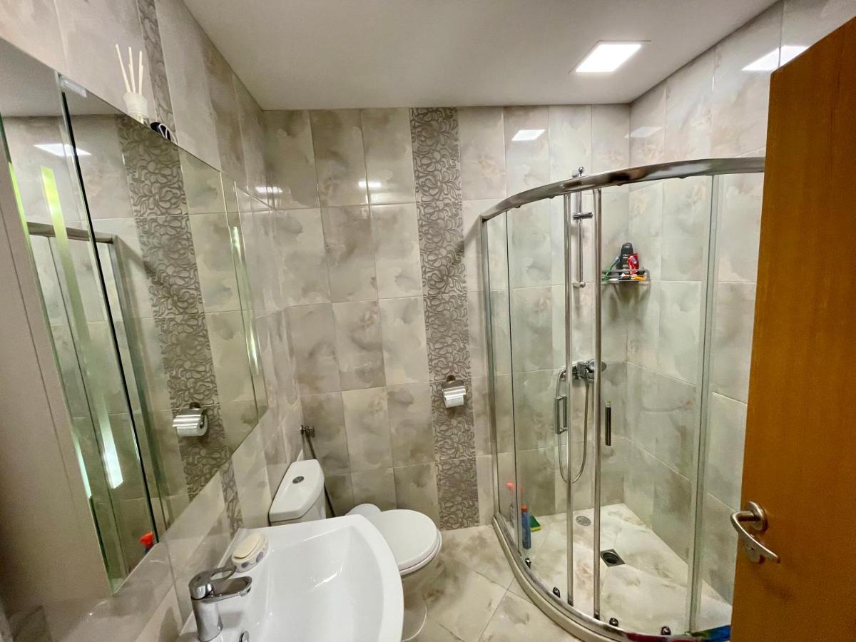 Astoria Apartment Veliko Tarnovo Buitenkant foto