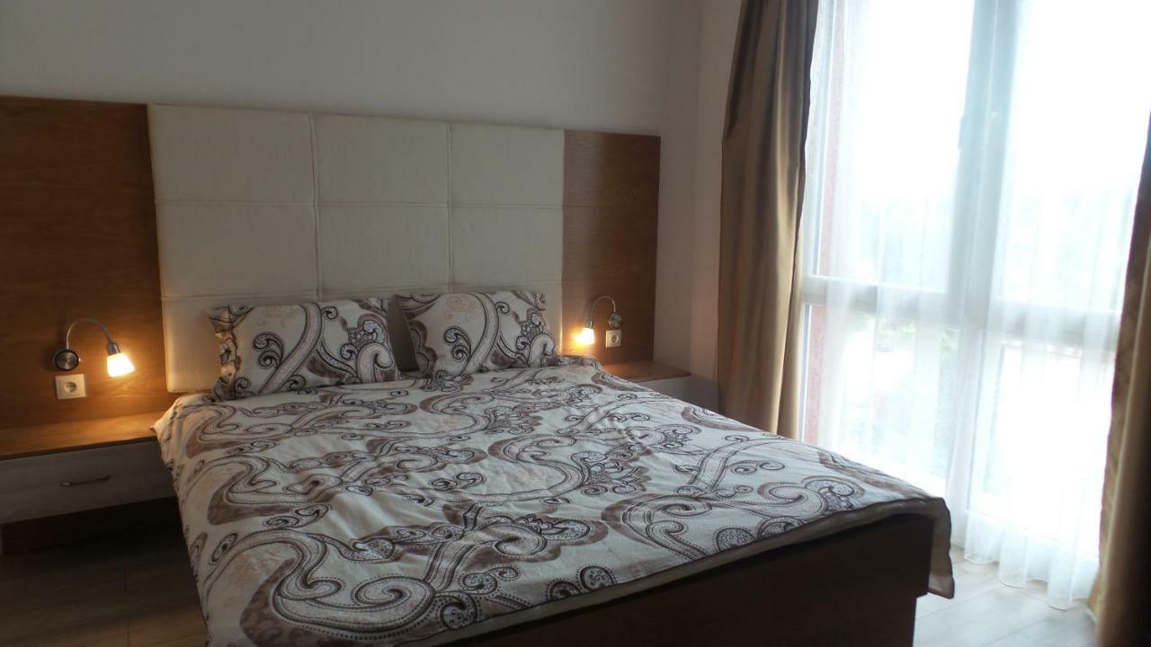 Astoria Apartment Veliko Tarnovo Buitenkant foto